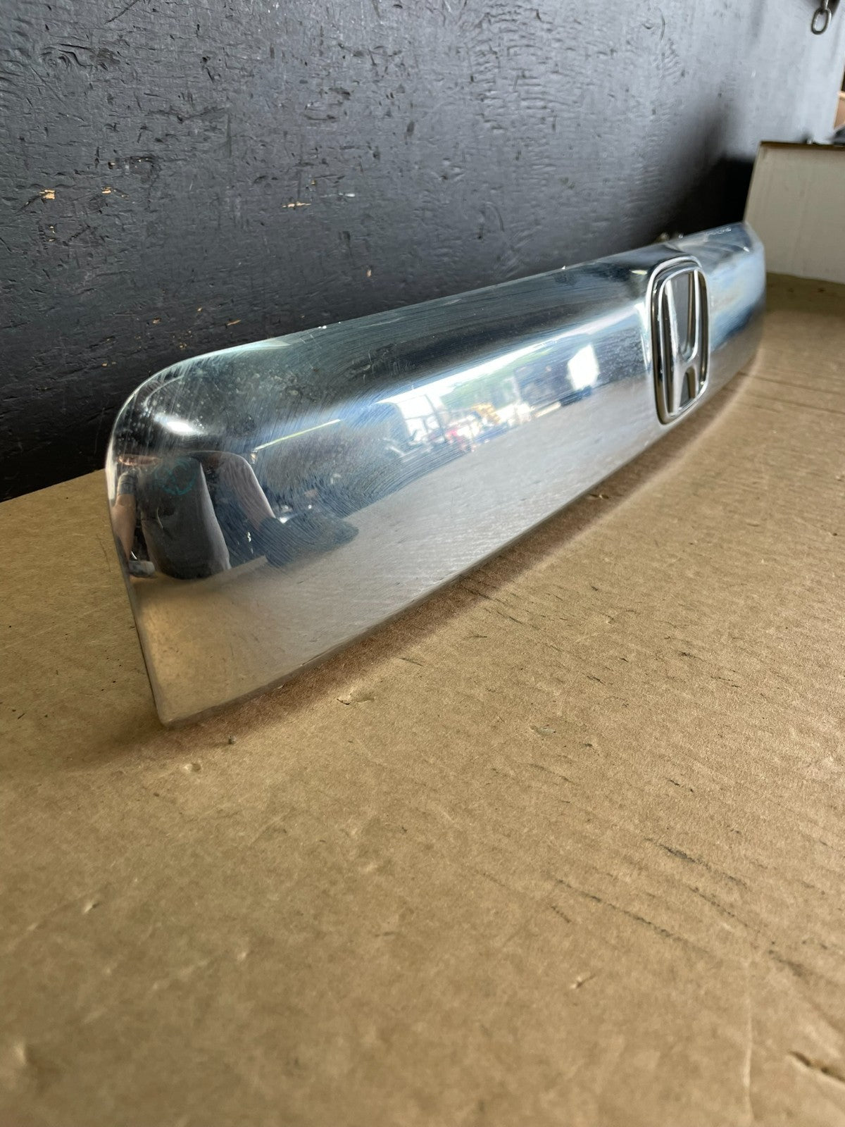 2009-2015 Honda Pilot Tailgate Trunk Handle Bezel Molding Camera AD0298 DG2