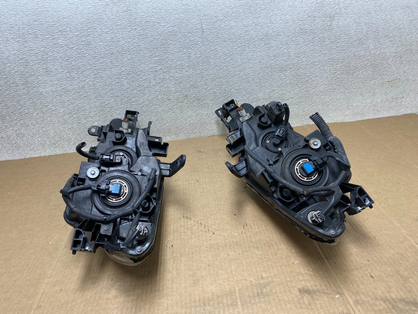Halogen 2011 2012 2013 2014 Nissan Murano Headlights Left+Right W8398 DW11