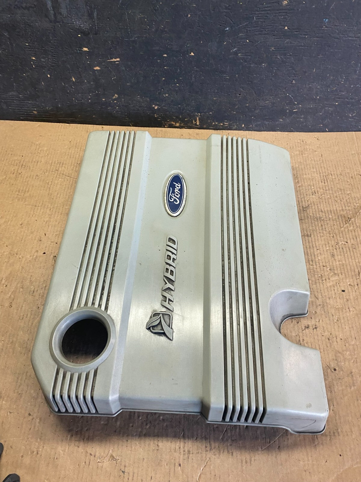 2006 to 2008 Ford Escape Hybrid Engine Motor Cover Oem p6330 DG2