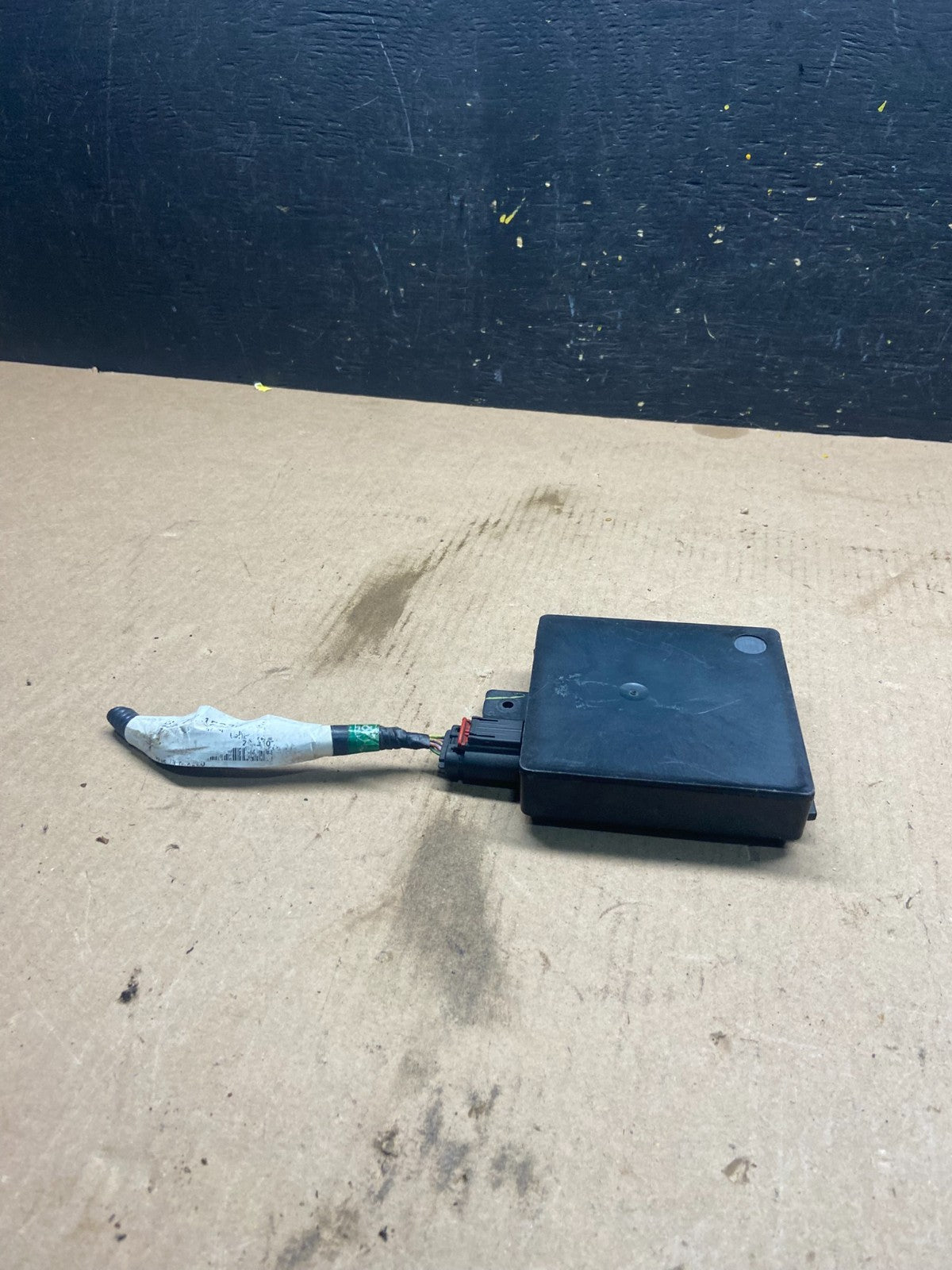 2013 to 2018 Ford Lincoln Rear Radar Blind Spot Module Q7248 DG4