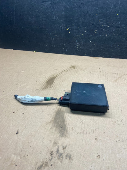 2013 to 2018 Ford Lincoln Rear Radar Blind Spot Module Q7248 DG4