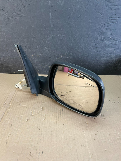 2001 to 2006 Toyota Sequoia Right Passenger View Door Mirror AD8657 DW2