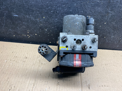 BMW ABS Anti-Lock Brake Pump Control OEM 34516753867 Module V2346 PS2