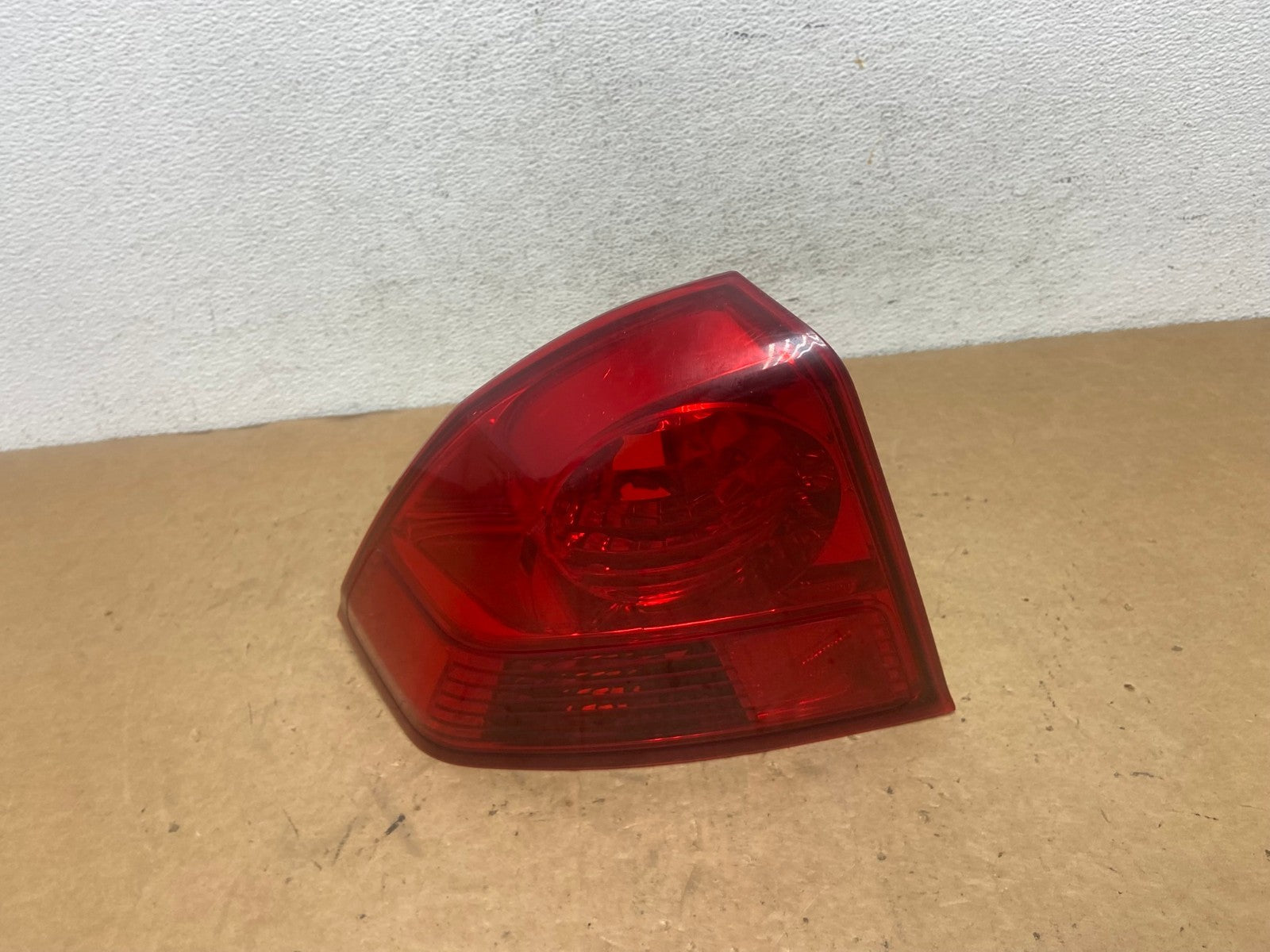 2003 2004 2005 Honda Civic Sedan Left Driver LH Side Tail Light AD5202 LK0