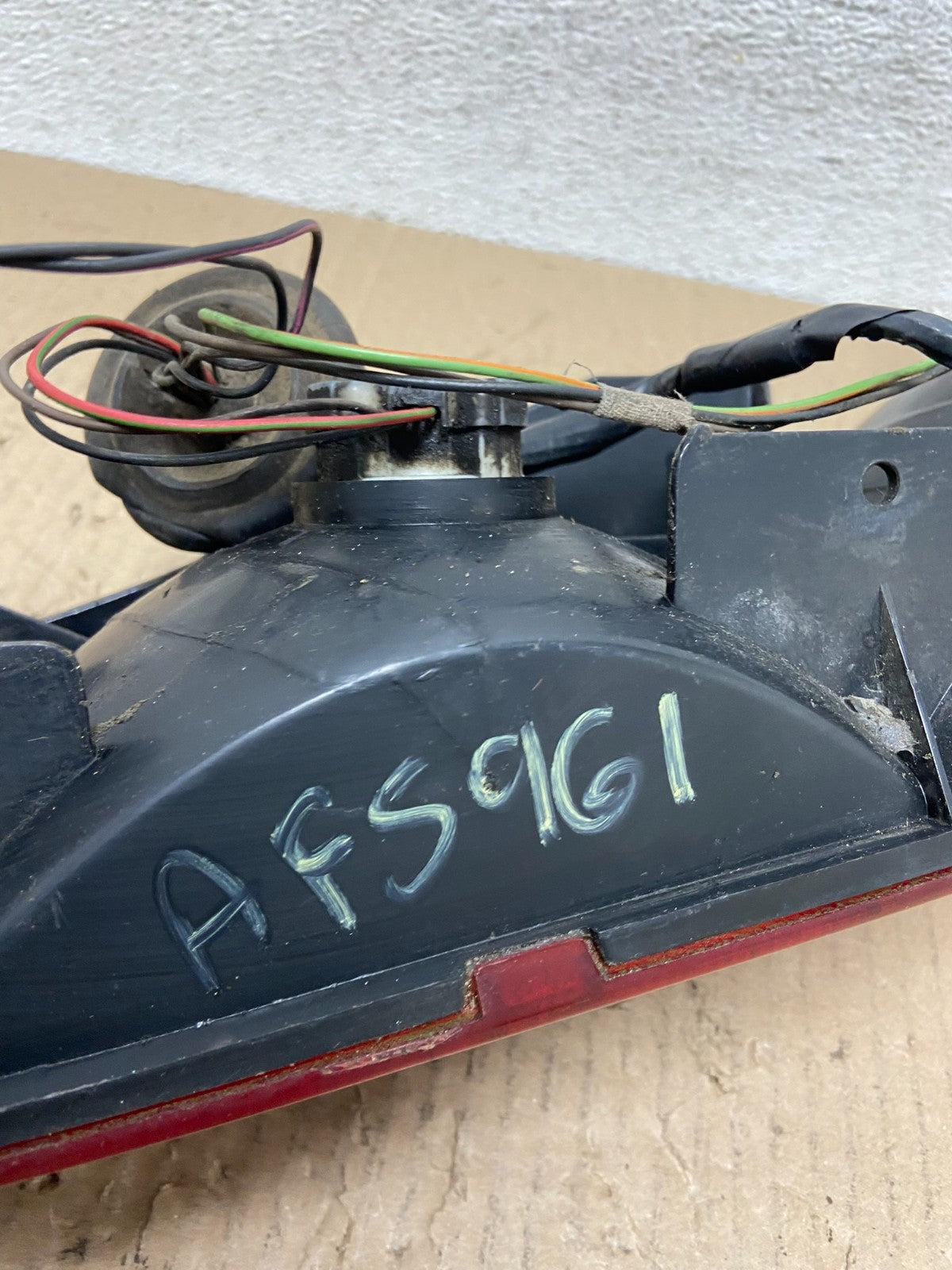 1994 1995 Ford Taurus Left Driver LH Side Tail Light AF5961 DG7
