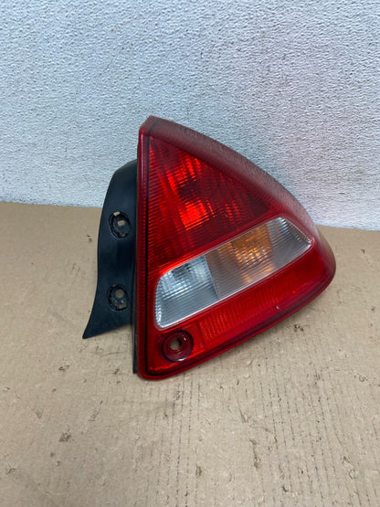 2000-2006 Honda Insight Right Passenger RH Side Tail Light AF3180 DW2