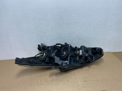 2016 - 2018 Nissan Altima Right Passenger RH Halogen Headlight AE6750 DW7