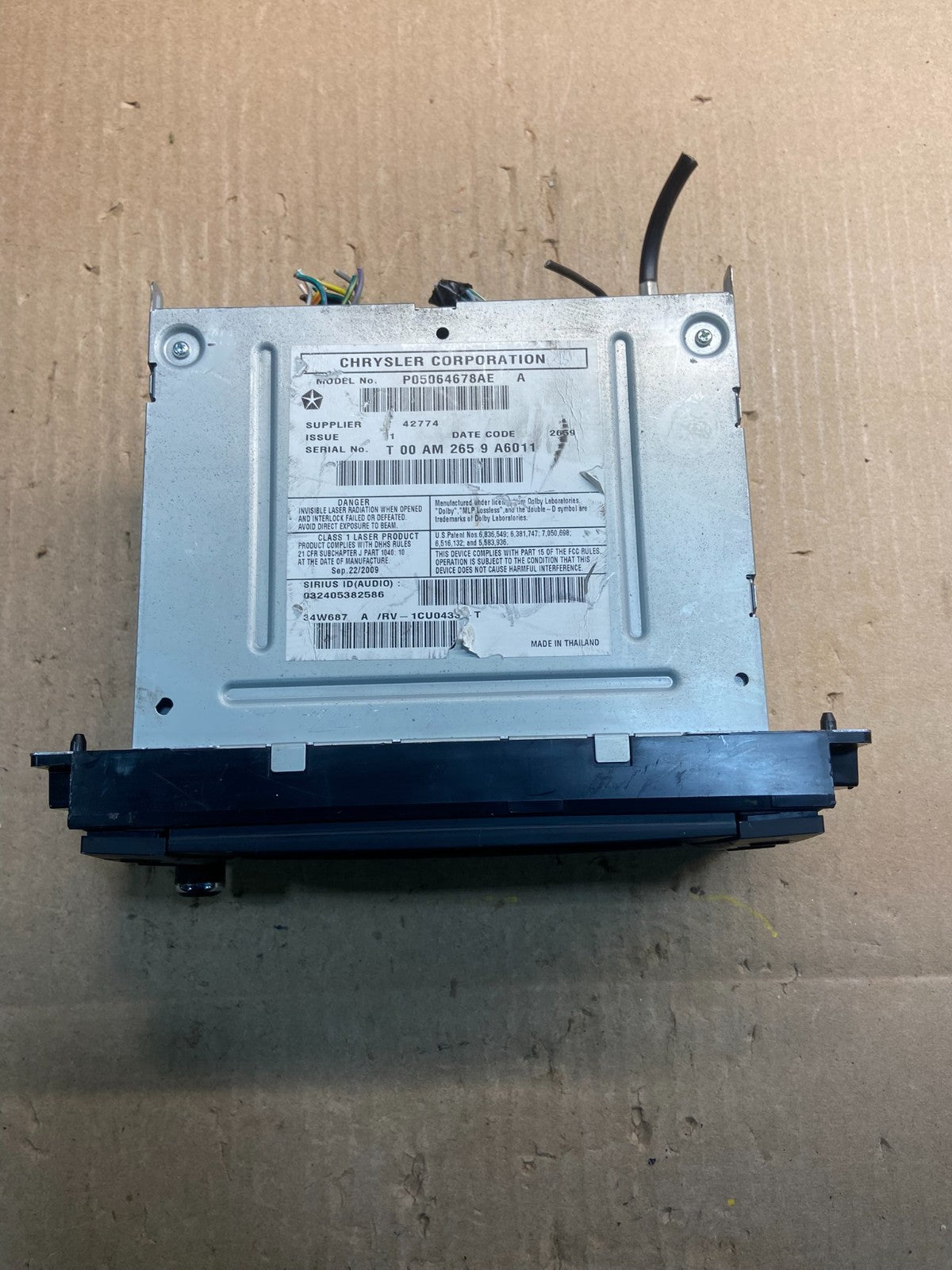 2008 2013 Jeep Dodge Chrysler Screen Display CD Player Satellite Radio Y7629 DG3