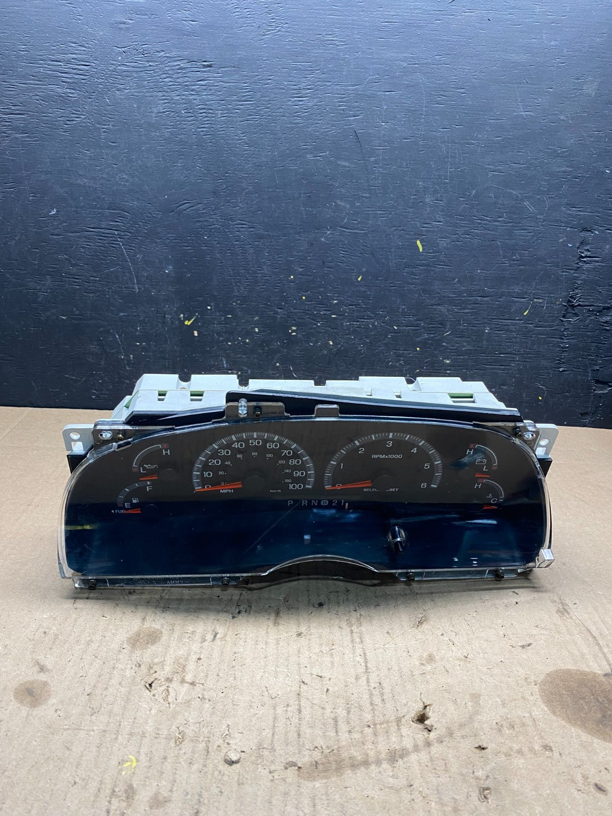 2000 2001 2002 Ford Expedition Speedometer Instrument Gauge Cluster Oem p5643 DG0