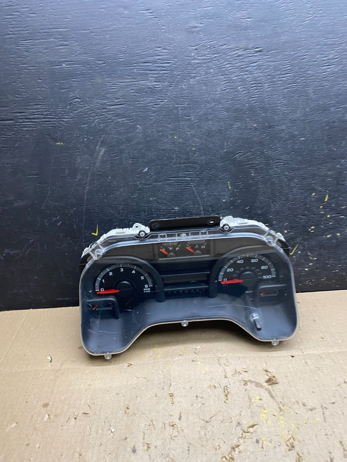 2009 to 2014 Ford E150 E250 E350 VAN Gauge Speedometer Cluster U5167 DG0