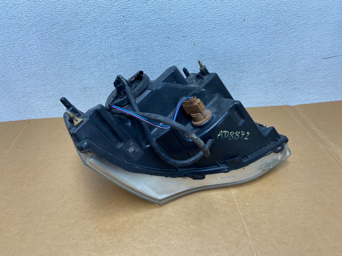 2007 - 2014 Ford Expedition Left Driver LH Side Headlight Halogen AD8872 DW8