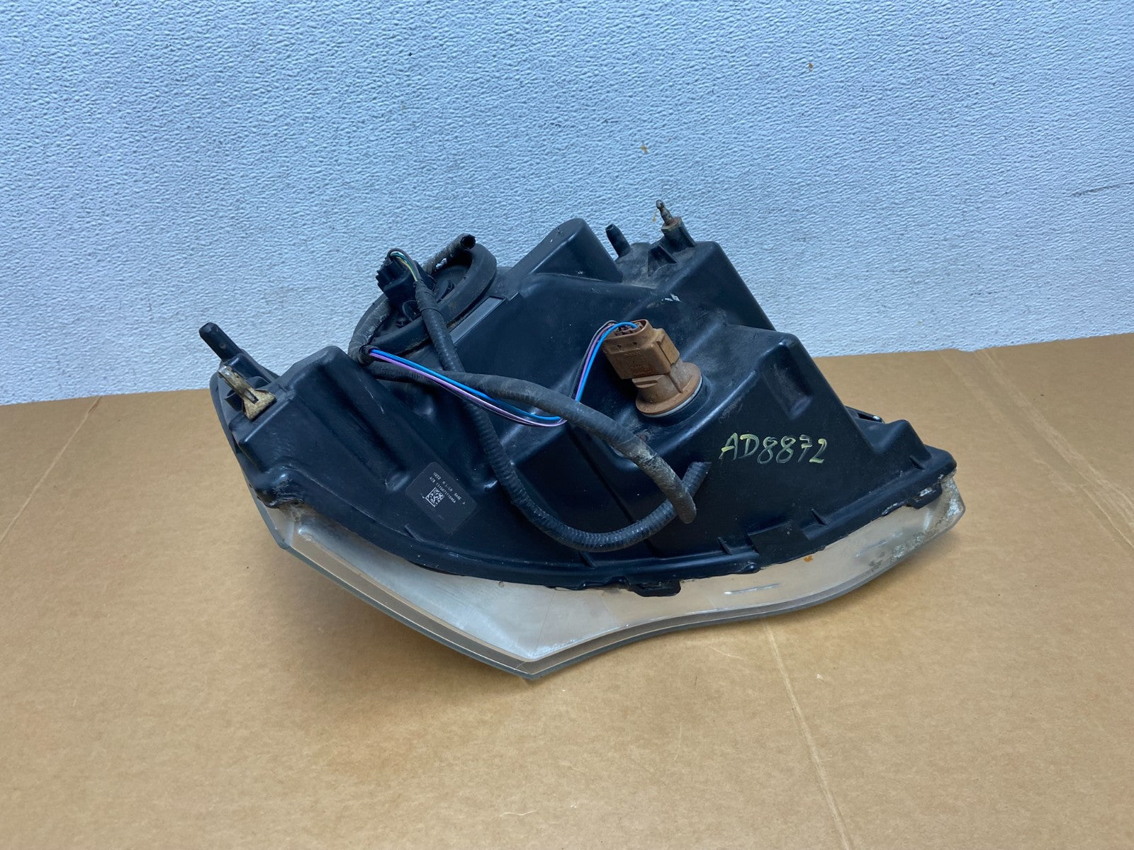2007 - 2014 Ford Expedition Left Driver LH Side Headlight Halogen AD8872 DW8