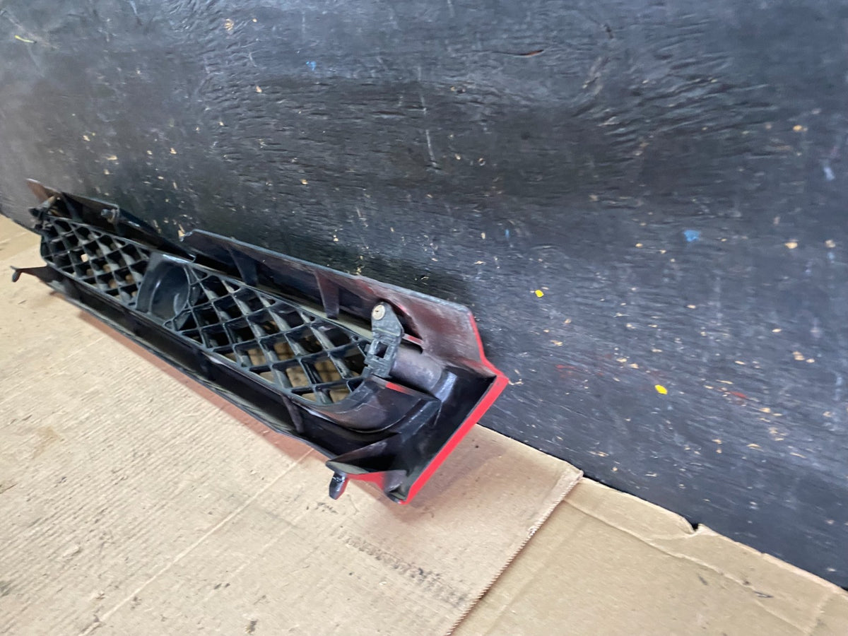 1996 Subaru Impreza Front Upper Grille Grill T0074 PS6
