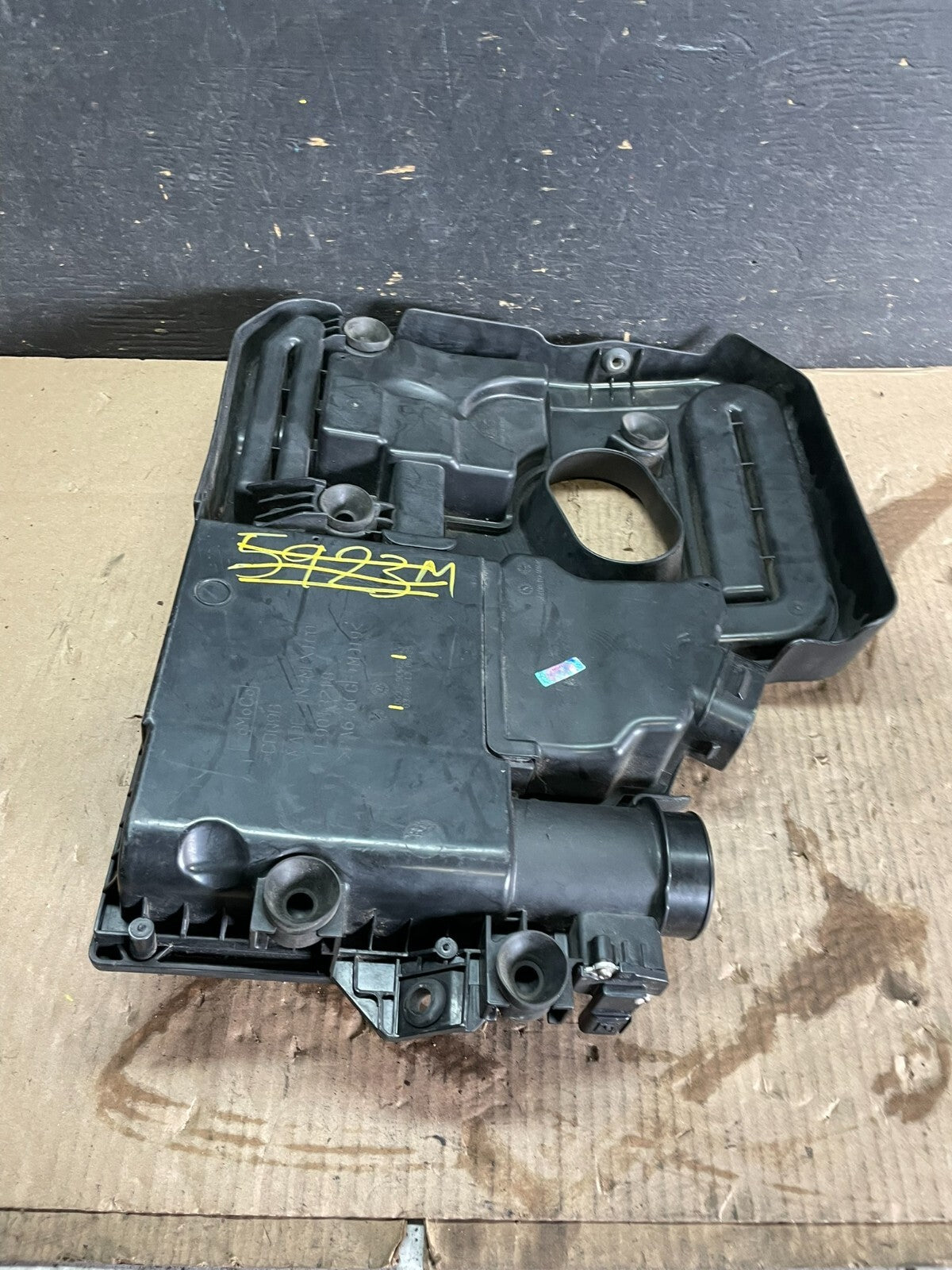 2013 to 2020 Ford Fusion Engine Motor Cover Shield Black M8976 DG6