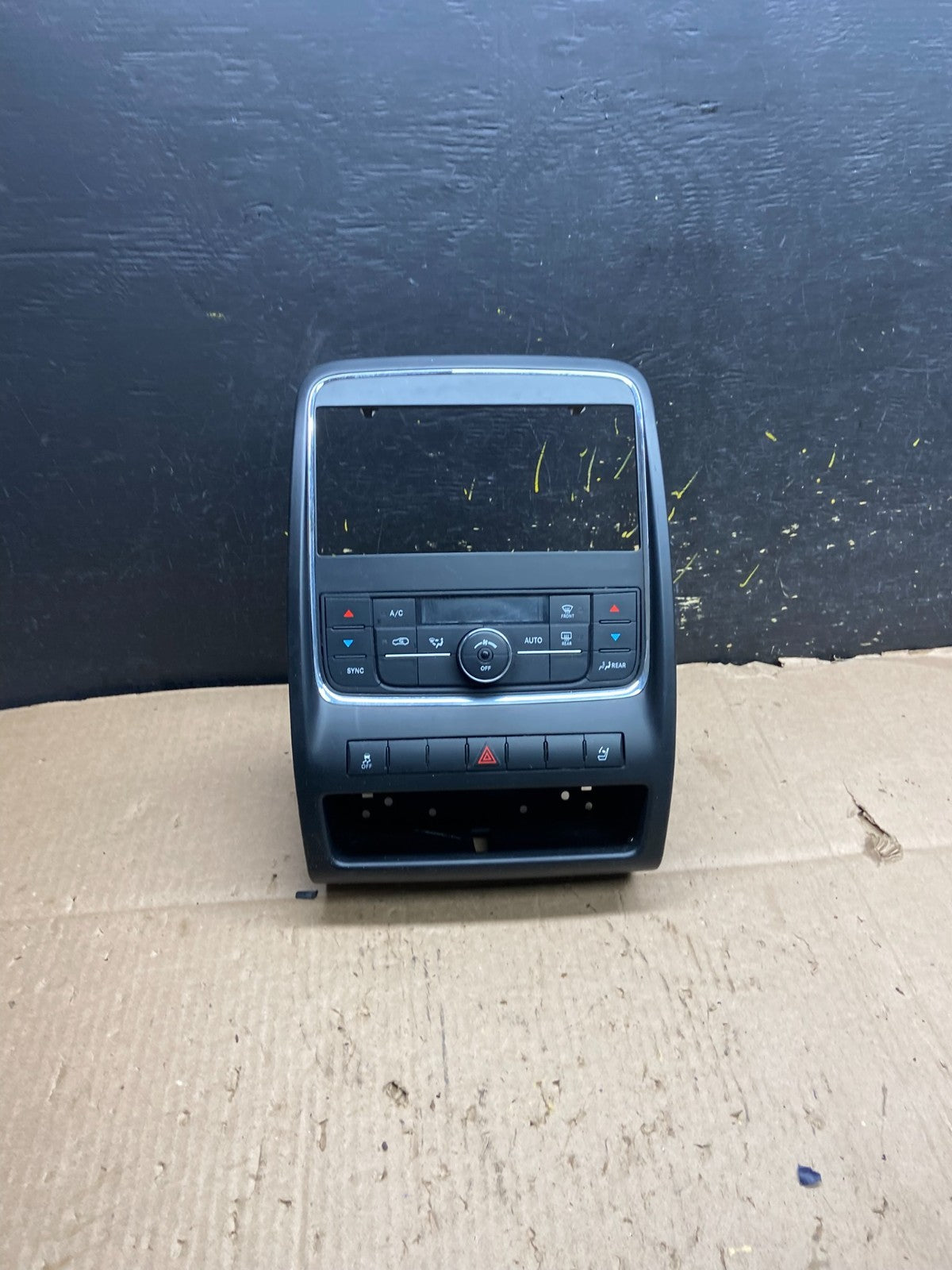 2011 - 2013 Dodge Durango Auto Dual Heat AC Climate Temperature Control Y5370 DG0