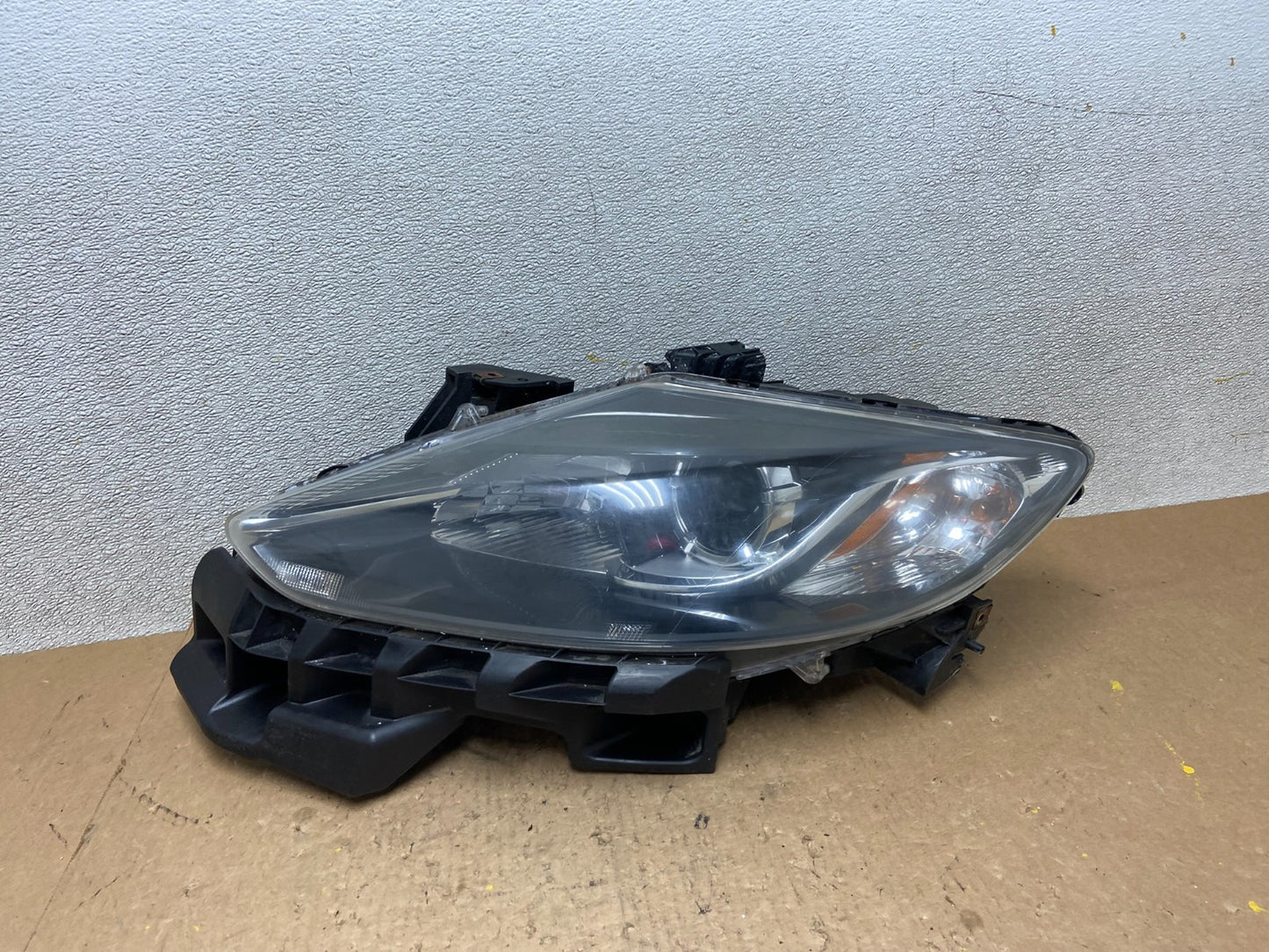 2013 - 2015 Mazda Cx9 Cx-9 Left Driver LH Halogen Headlight Z9317 DW0