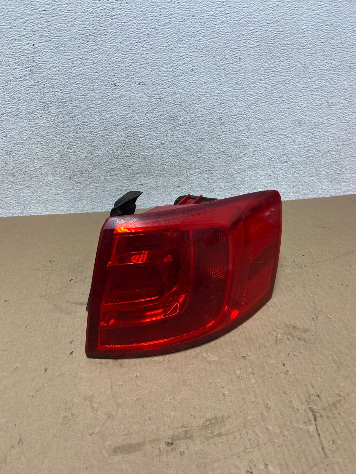 2011 to 2014 Volkswagen Jetta Right Passenger Rh Side Tail Light AD7686 LK0