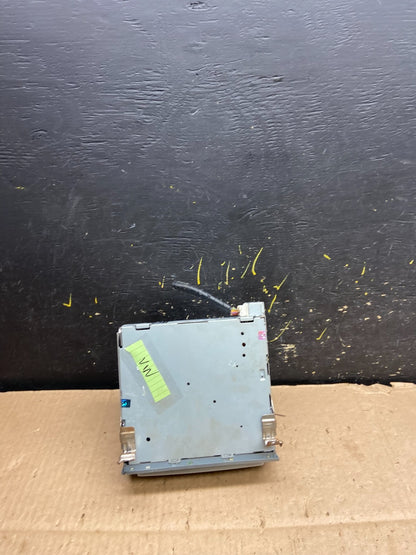 2007 to 2009 Nissan Altima 6 Disc Cd Changer y5539 DG5