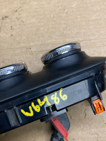 2015-2018 Jeep Renegade Center Console Hvac Climate Control Panel Oem w6486 DG7