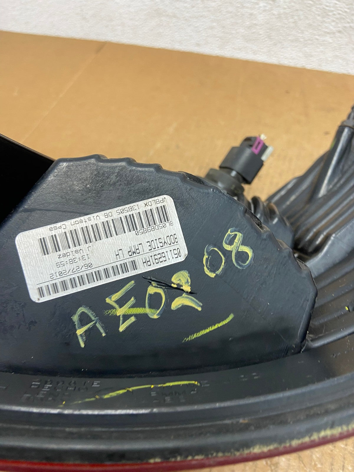 2009 2010 2011 Dodge Journey Left Driver Lh Tail Light AE0208 LK6