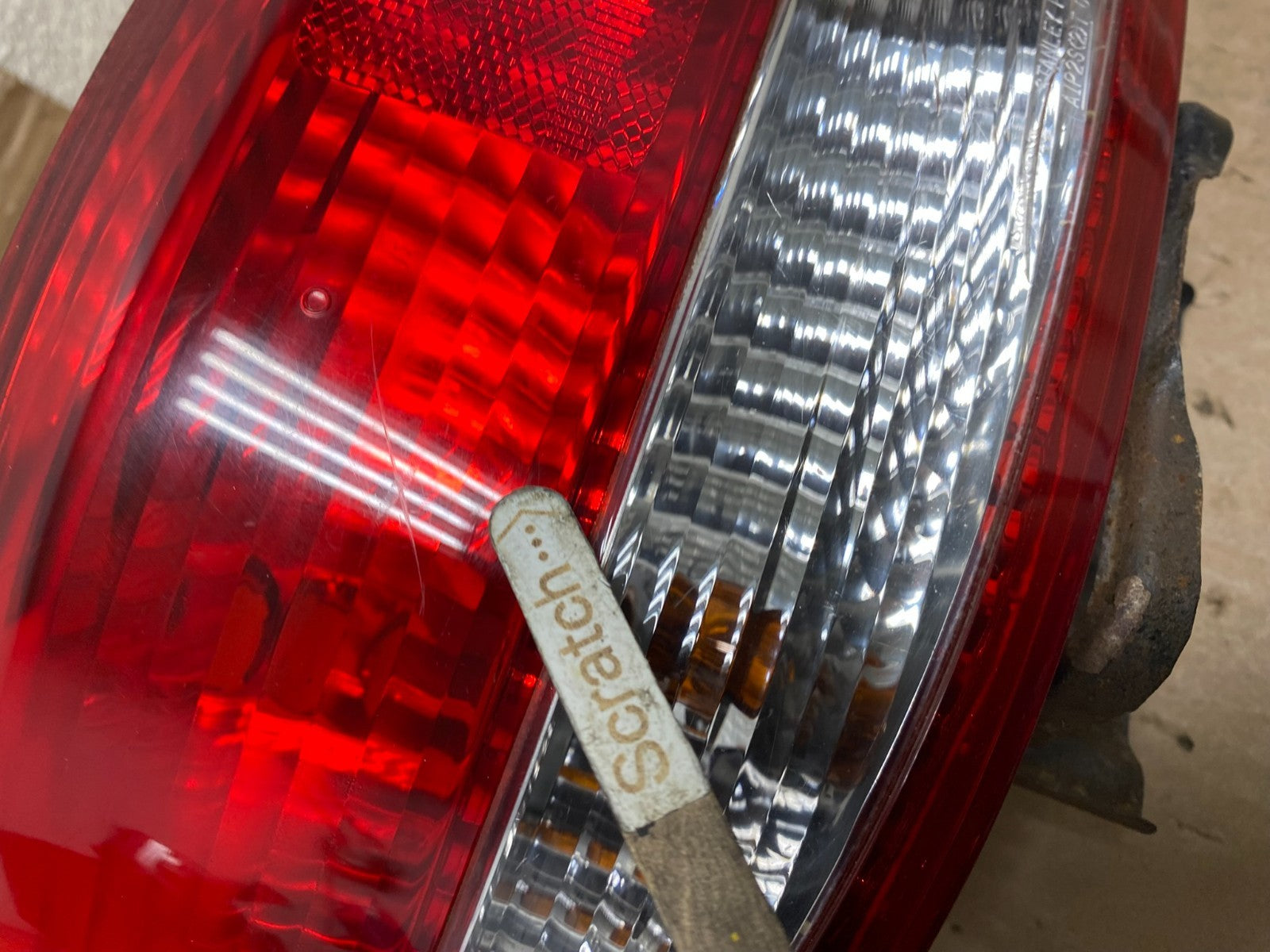 2003 to 2004 Honda Accord Sedan Left Driver Lh Side Tail light Oem U7175 DW3