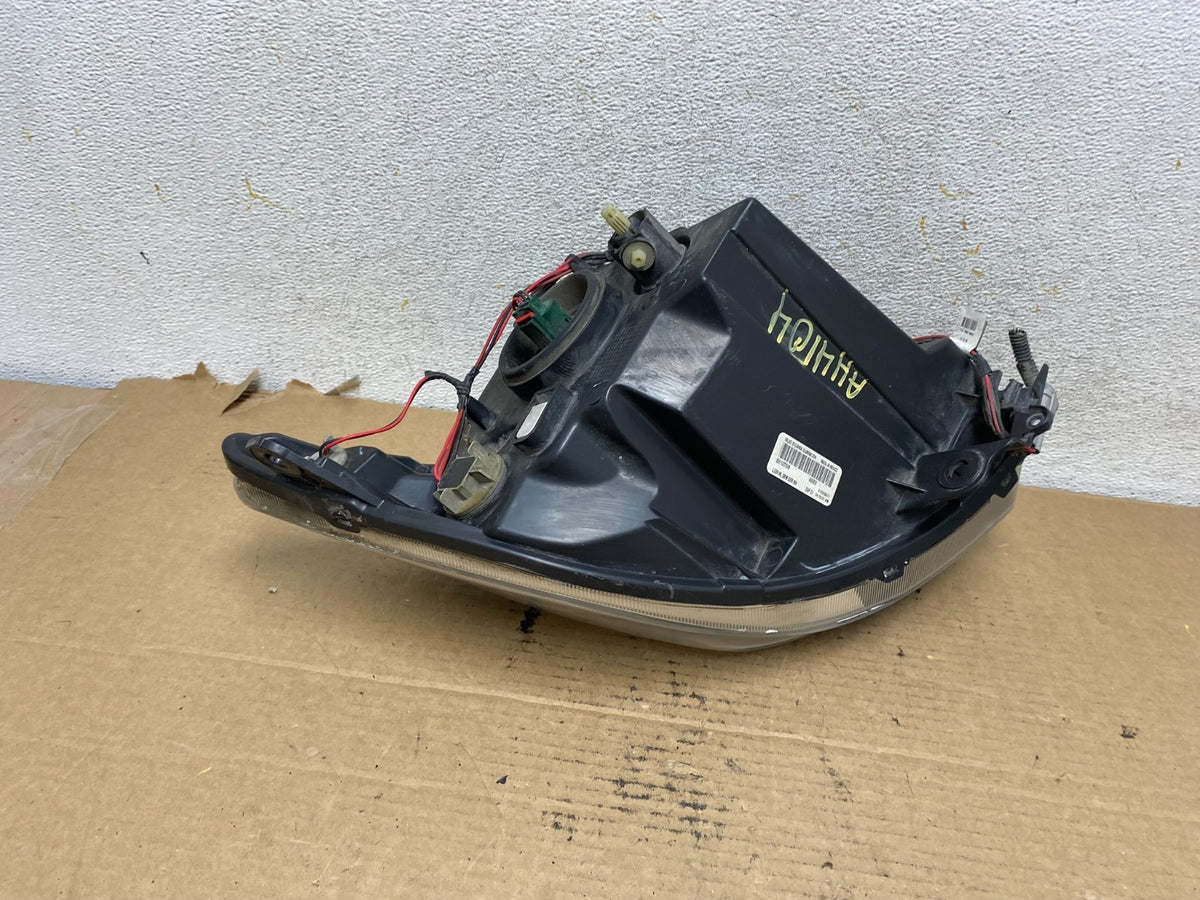 2010 2011 2012 Nissan Sentra Halogen Right Passenger RH Side Headlight AH4104 DW6