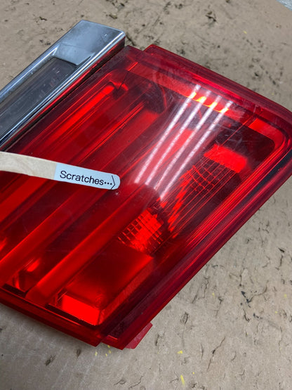 2009-2012 BMW 7-Series F01 F02 750i 750Li Left Driver Inner Tail Light Y0548 DW3