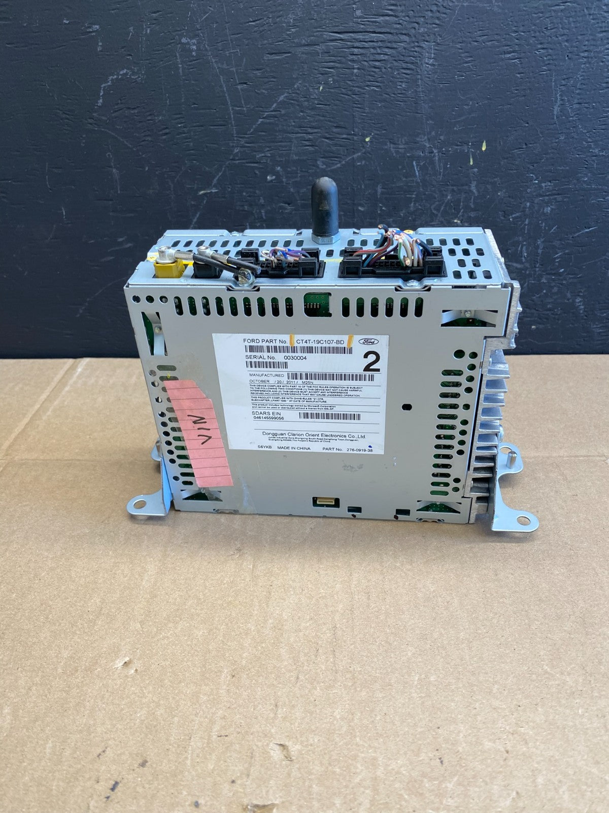 2012 to 2014 Ford Edge AM/FM Radio Reciever OEM AB9190 DG3