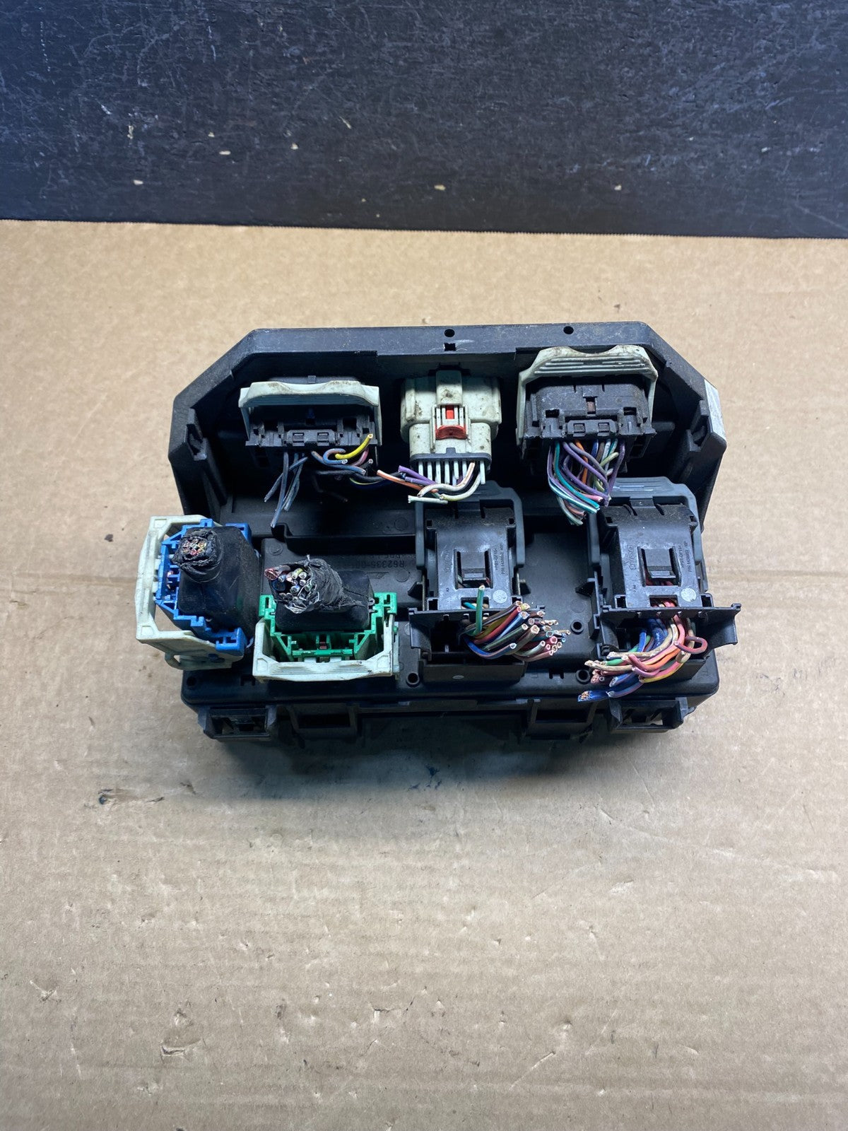 2008 2009 Liberty Nitro TIPM Power Integrated Fuse Box Module AF8870 DG0