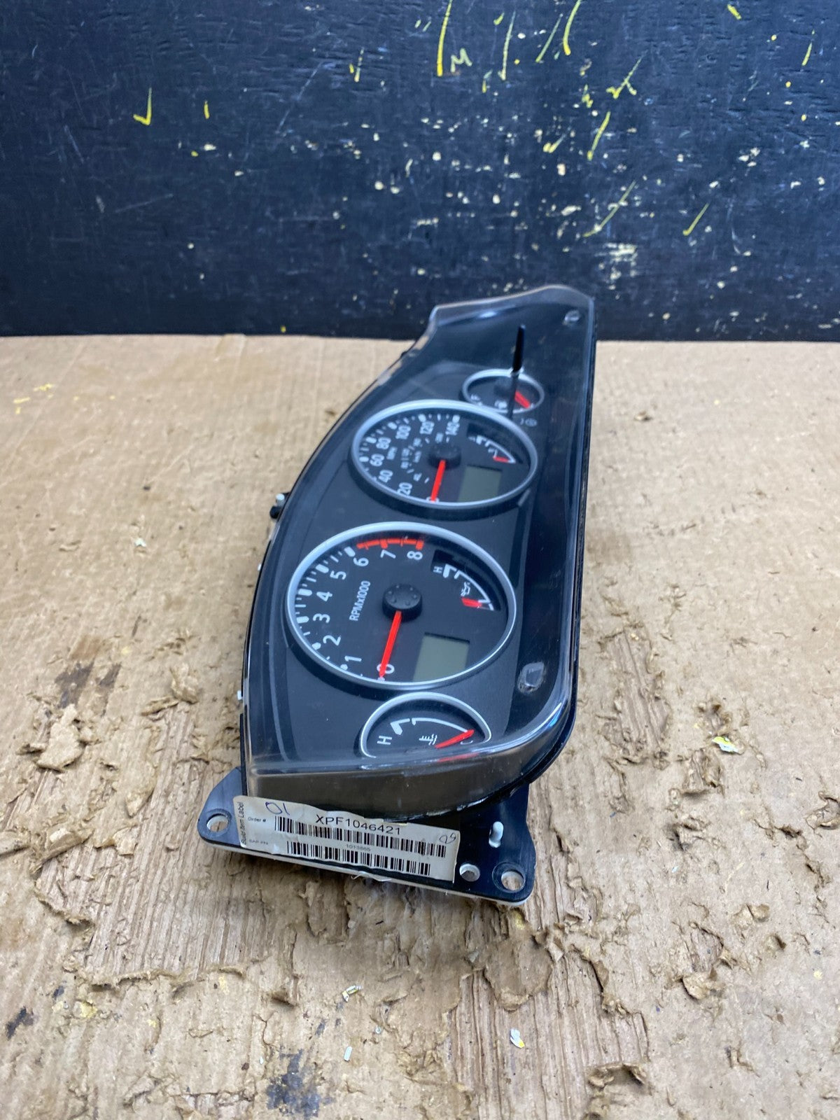 2005 Nissan Pathfinder Speedometer Cluster Gauge OEM  Z9980 DG1