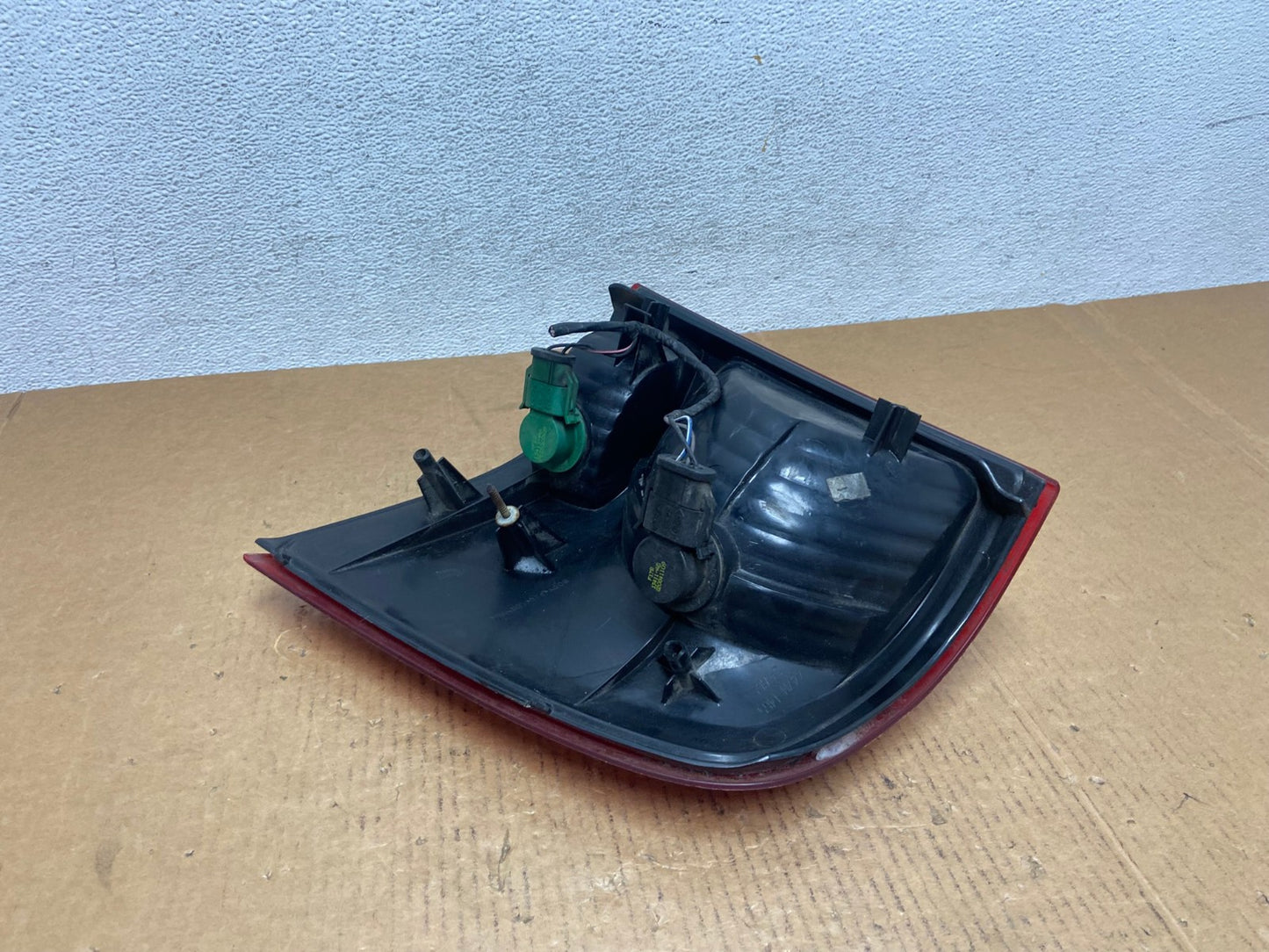 2002 to 2005 Ford Explorer Left Driver Lh Side Tail light AE0469 LK5