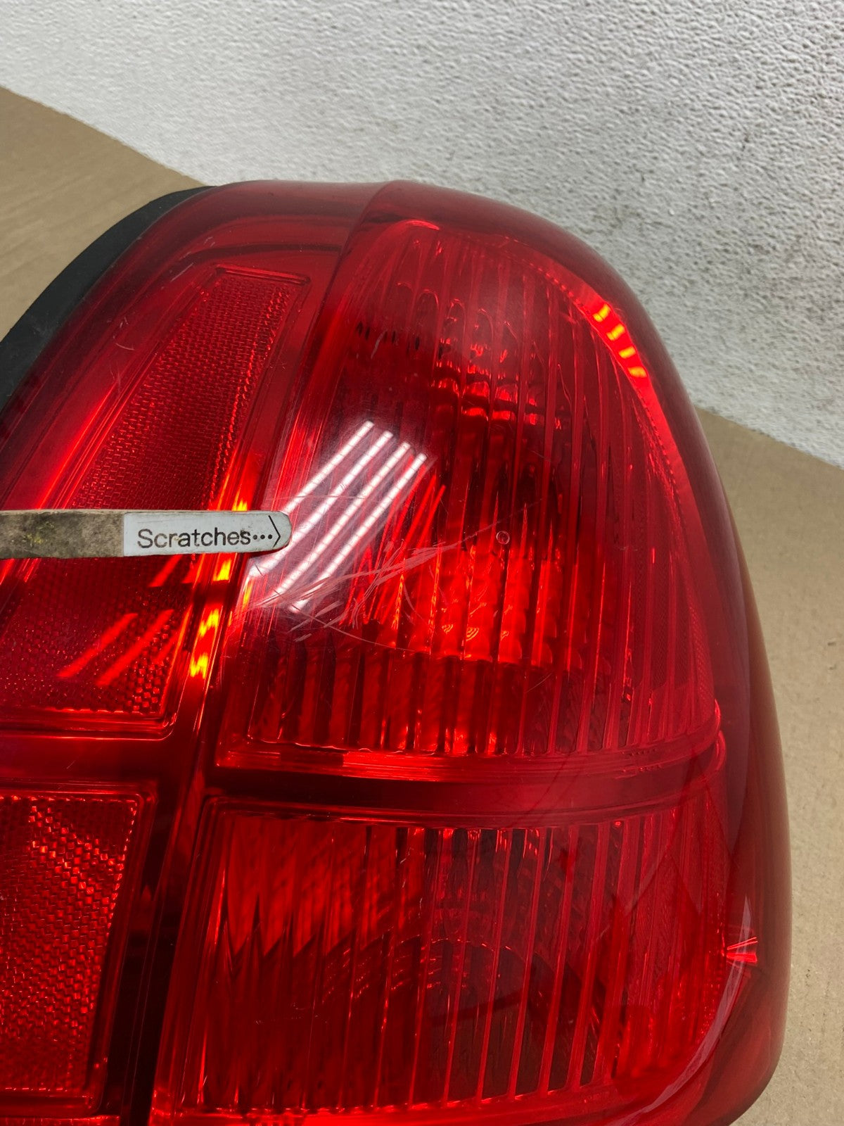 2003 to 2011 Lincoln Town Car Right Passenger Rh Tail Light AE9425 LK3