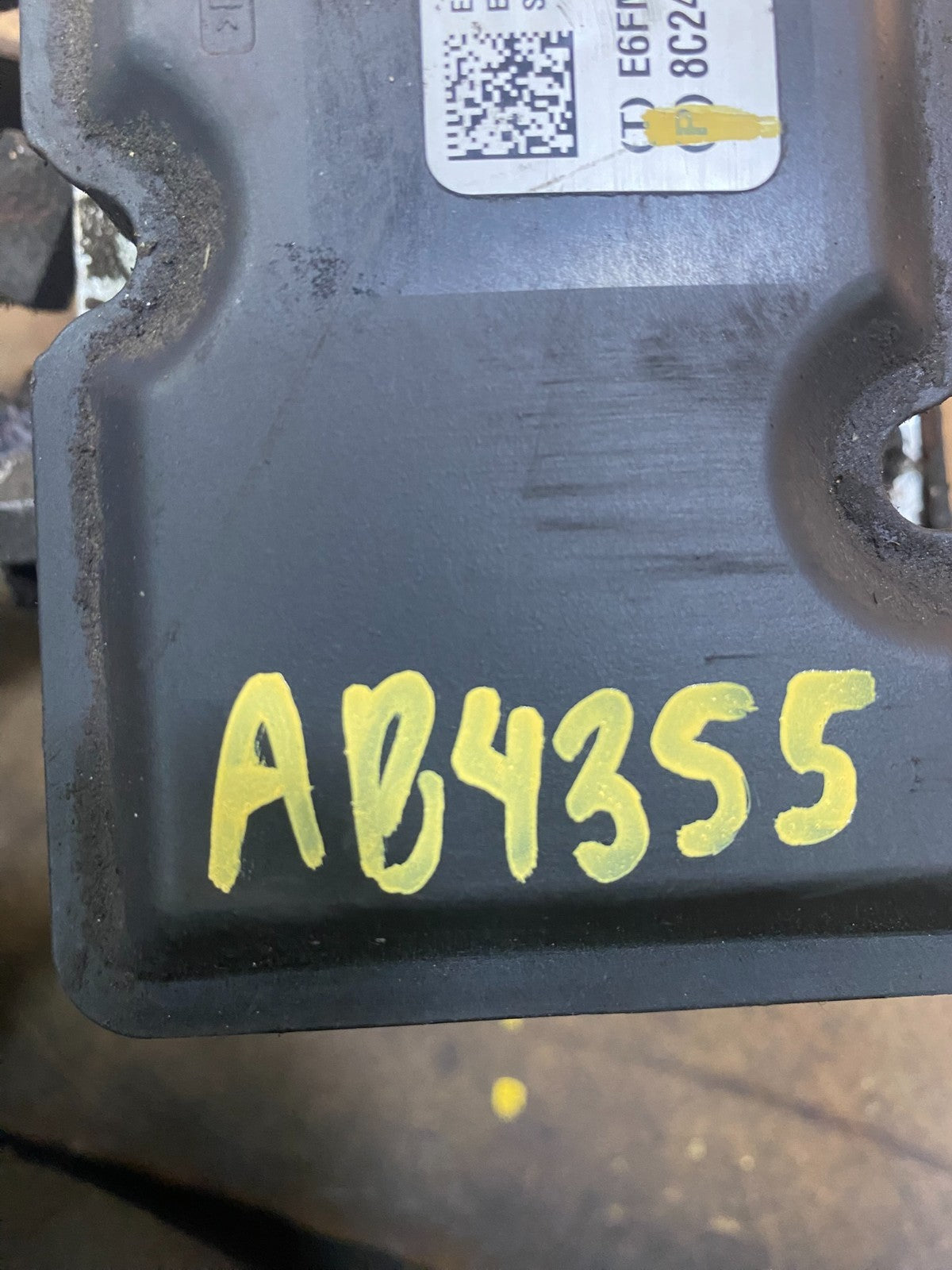 2008 Ford E250 E350 Van  ABS Anti Lock Brake Pump Module Oem  AB4355 DG7