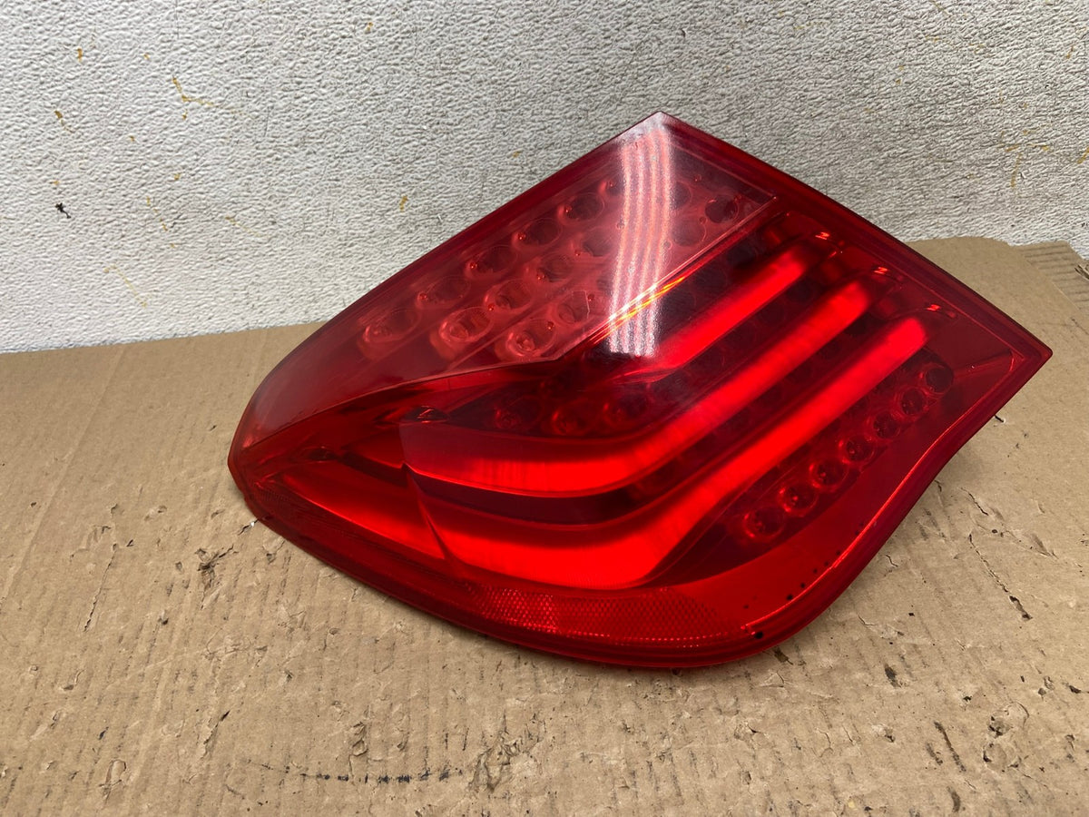 2009 to 2012 Bmw 7-Series F01 F02 750i Left Driver LH Tail Light AI1358 LK0