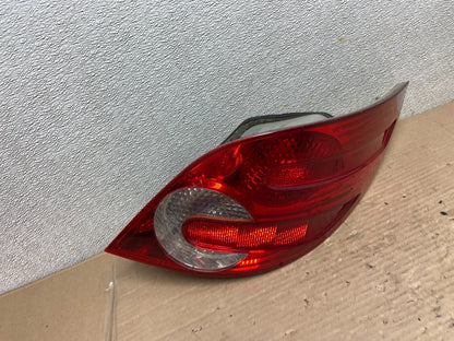 2006-2010 Mercedes W251 R-CLASS Right Passenger RH Side Tail Light AA9358 LK2