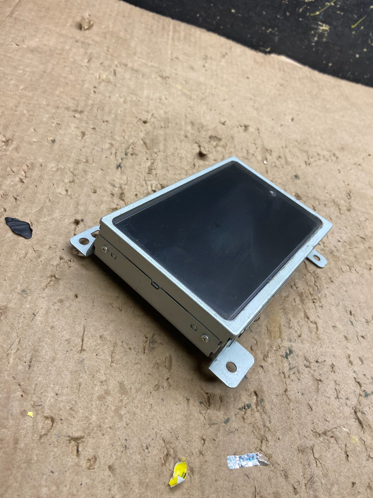 2010 - 2011 Chevrolet Equinox Radio Display Screen Information Dash Oem Z4090 DG2