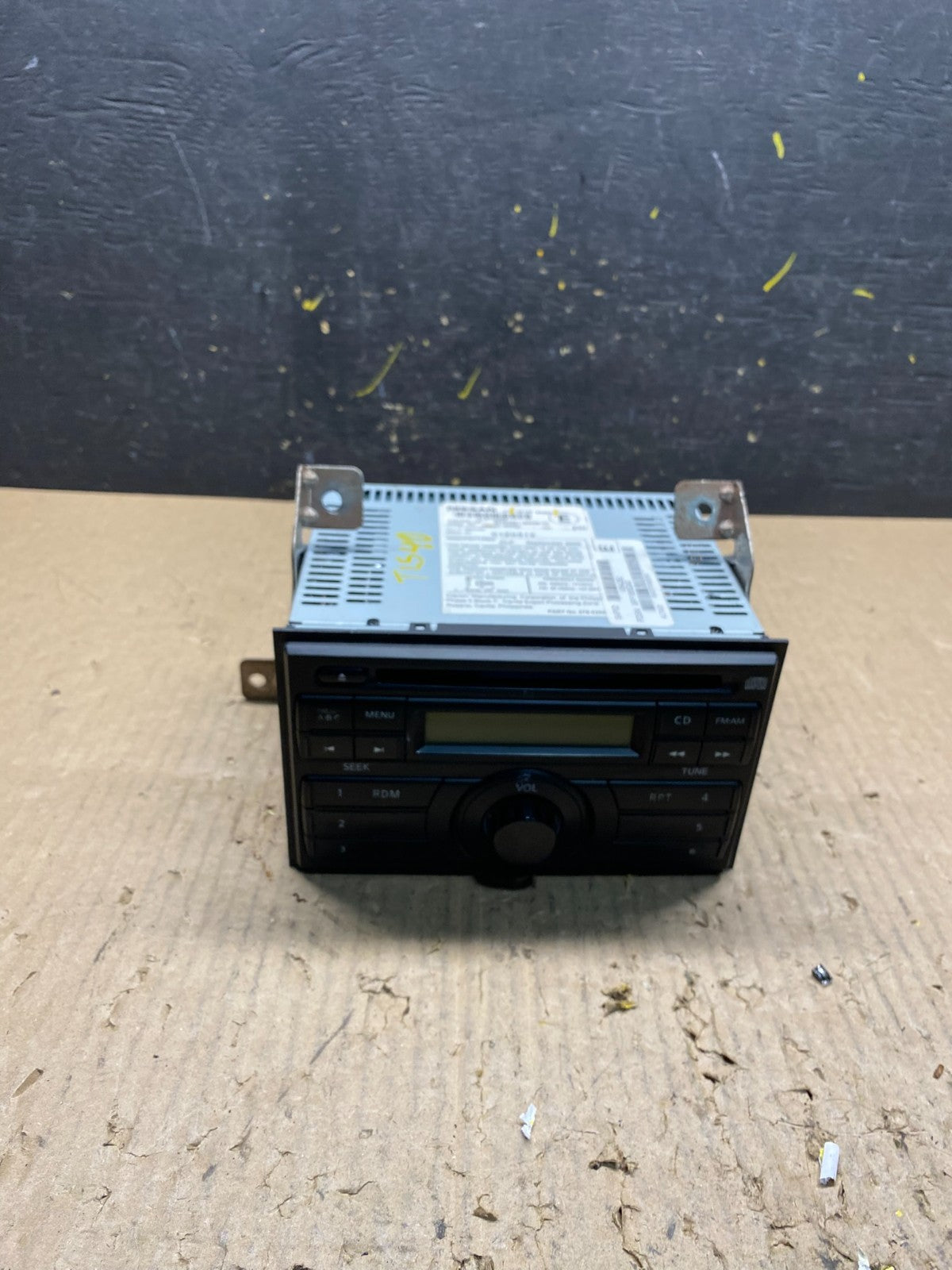 2008 2012 Nissan Pathfinder Armada AM FM CD Radio Receiver T1540 DG3