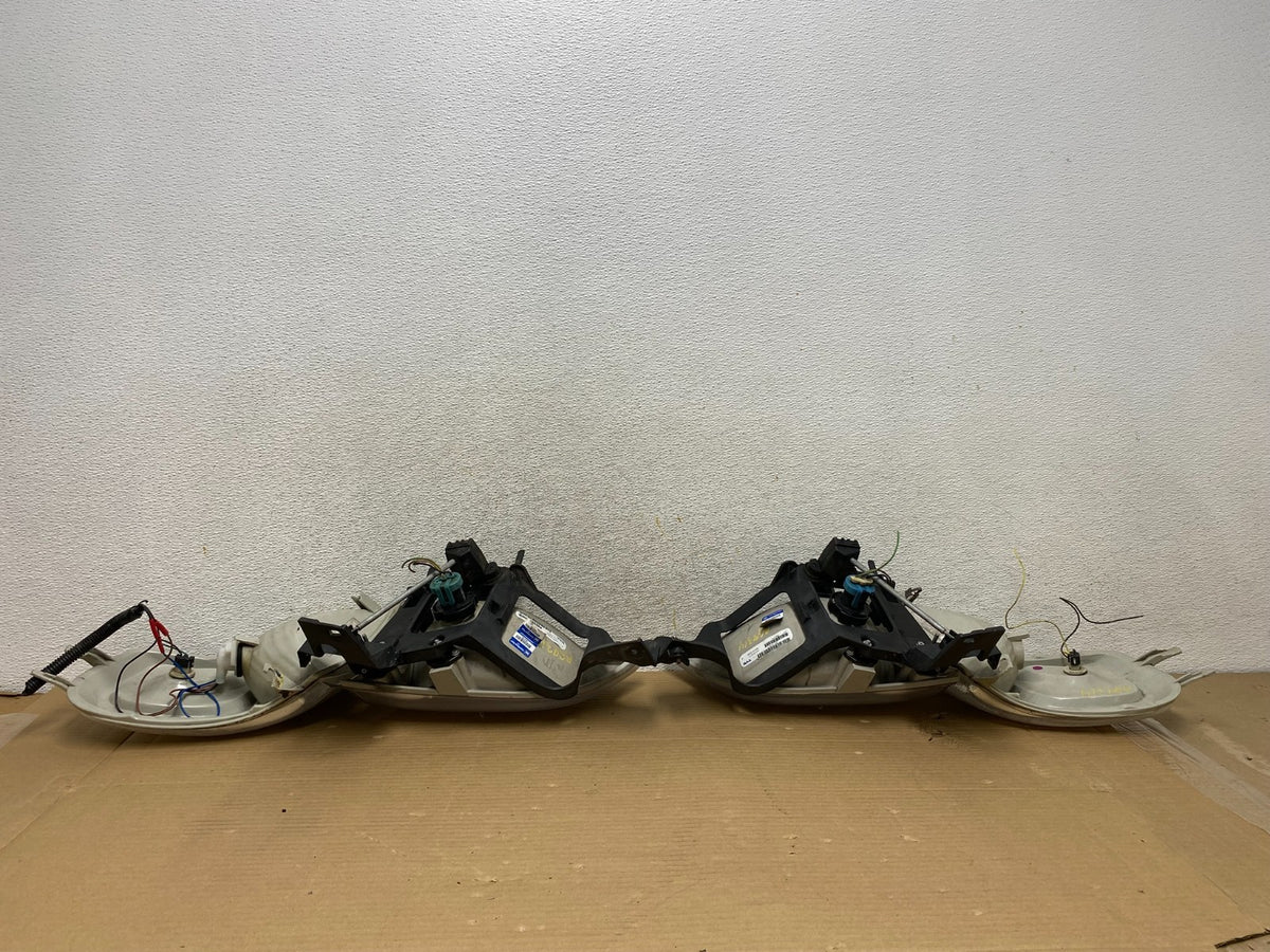 1997 to 2005 Chevrolet Venture Montana Left+Right Headlights TYC AG9314 DW8