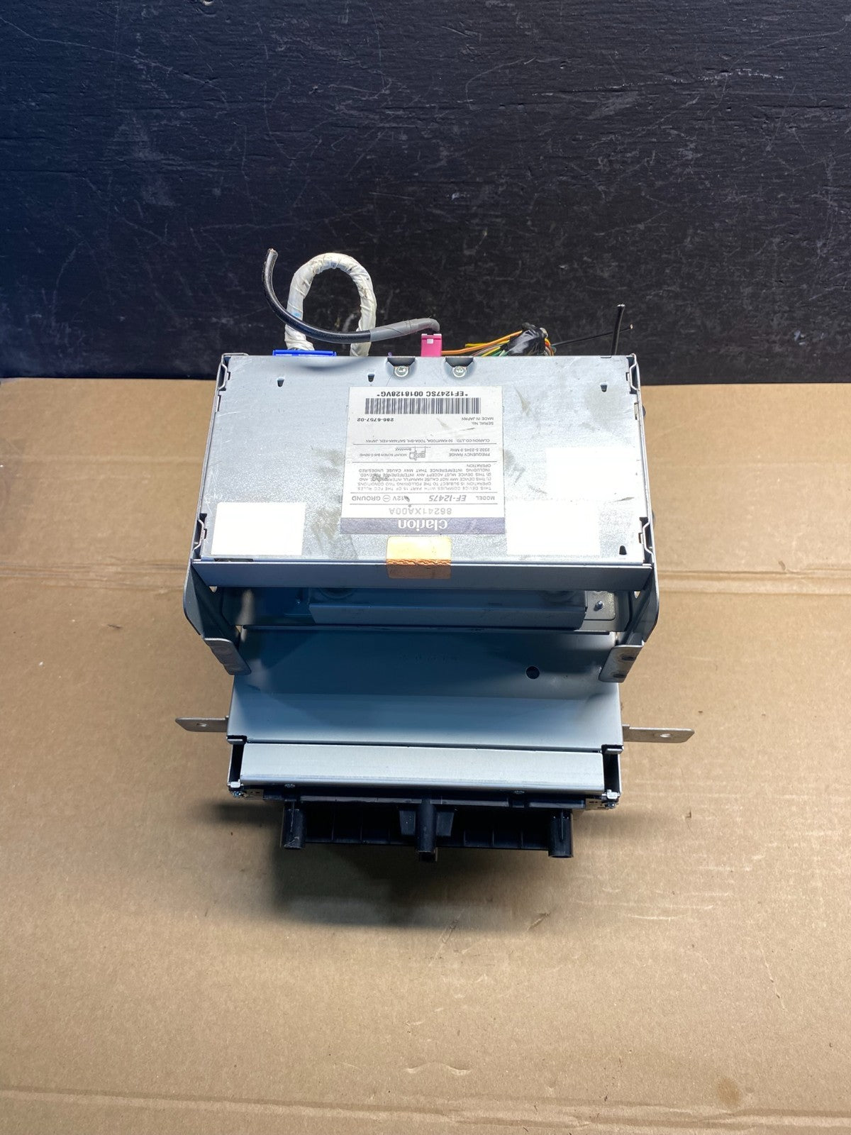 2008 to 2009 Subaru Tribeca CD Player Radio Receiver Control AD4928 DG4