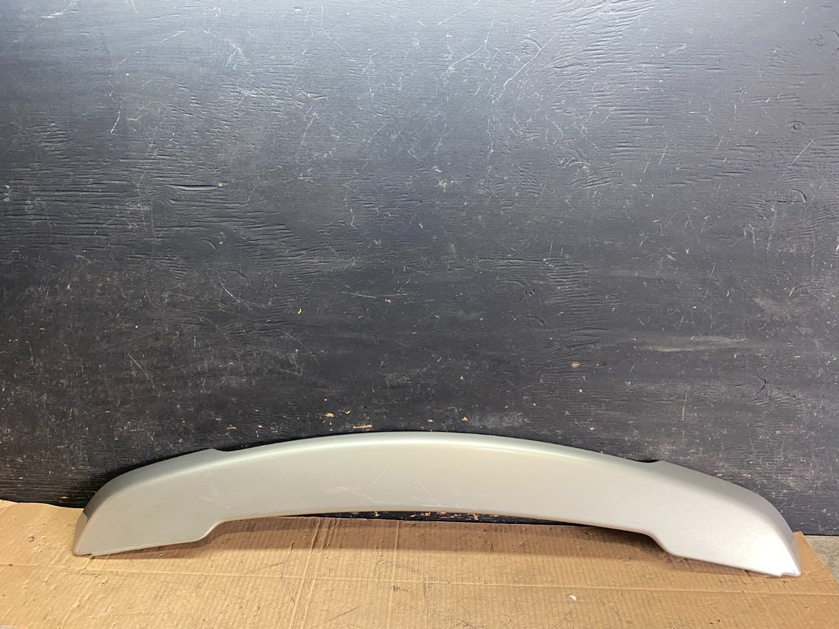 2008 to 2014 Land Rover LR2 Rear Trunk Tail Light Lift Gate Spoiler r7967 DG0