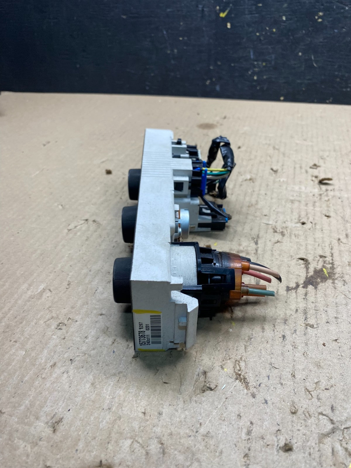 2008-2010 Chevrolet Express 1500 2500 3500 Climate Control Panel q7124 DG2