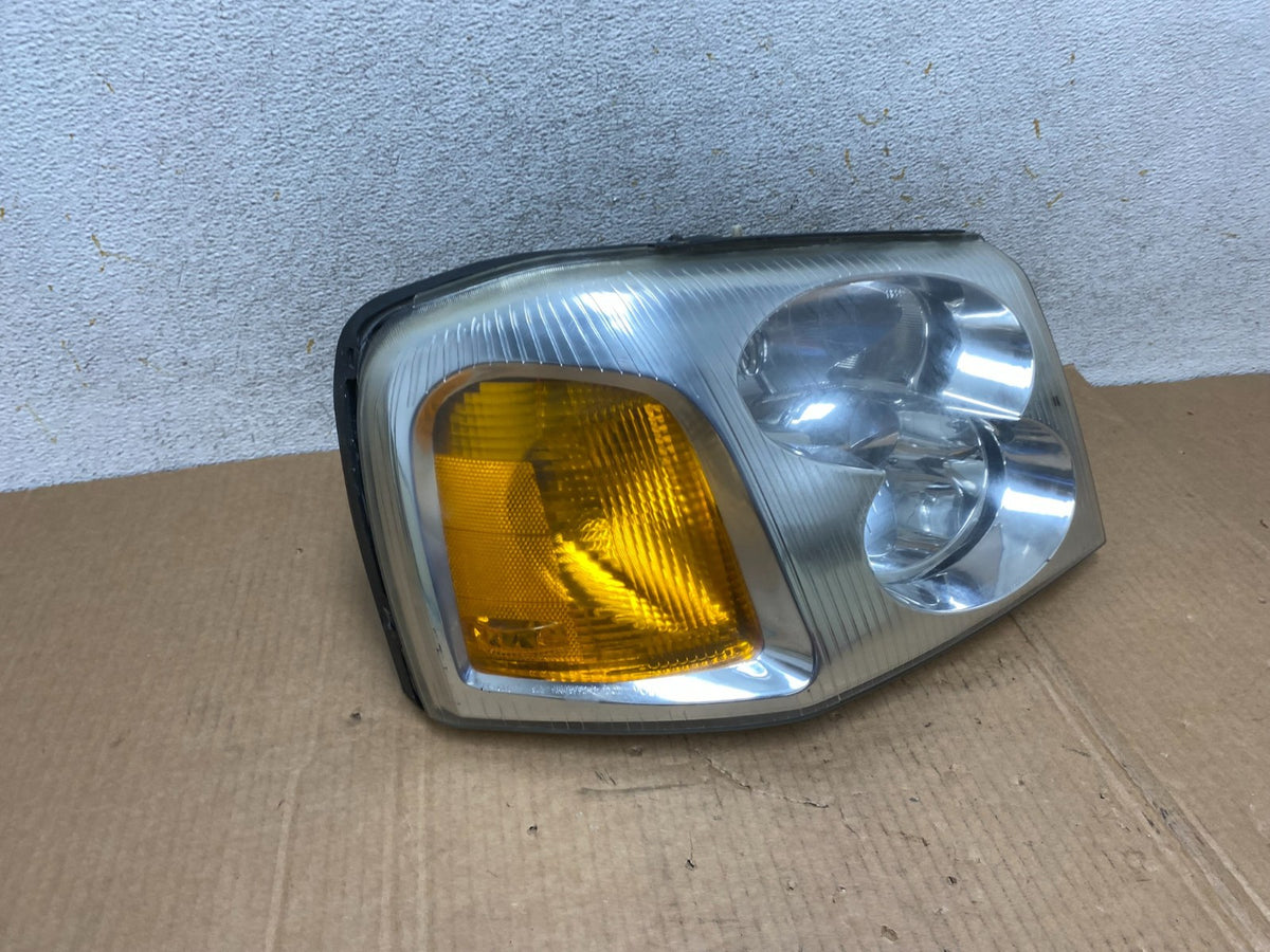 2002 to 2009 Gmc Envoy Right Passenger RH Side Headlight Halogen AI4469 DW2