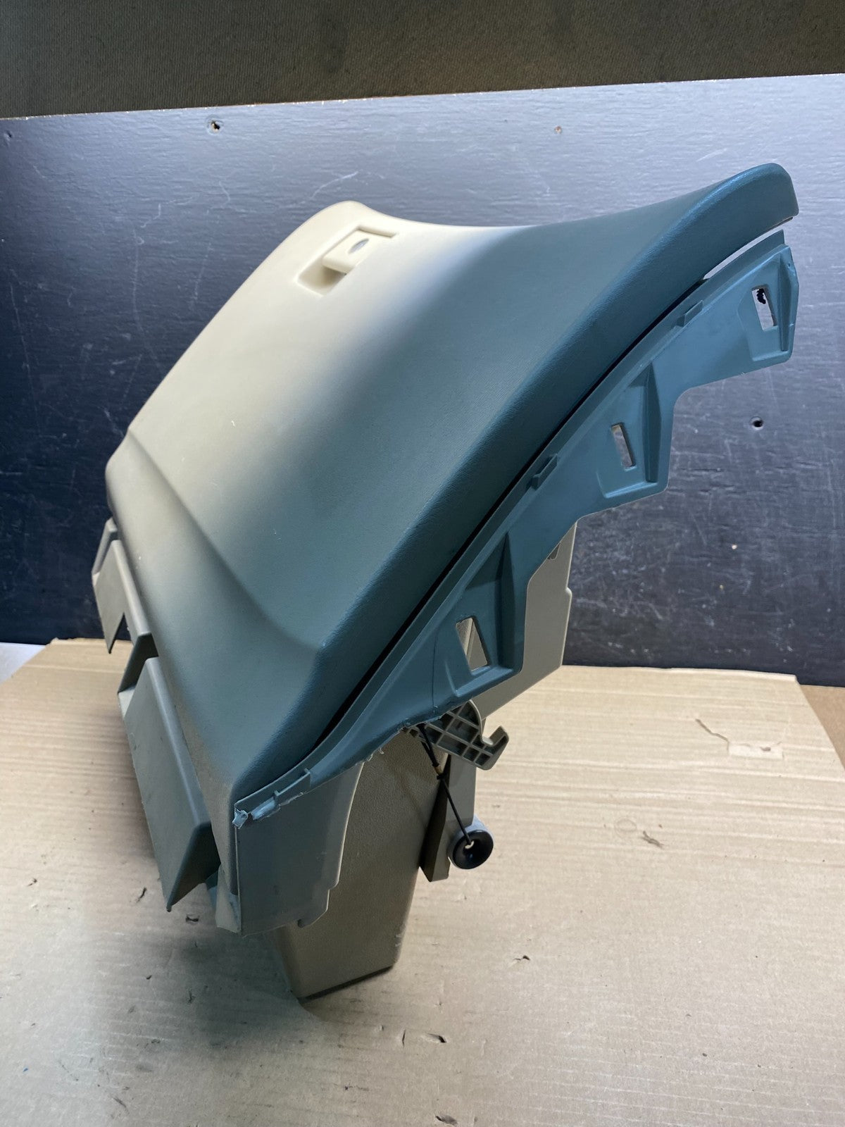 2013-2020 Nissan Pathfinder Front Right Passenger Storage Glove Box ah9945 DG2