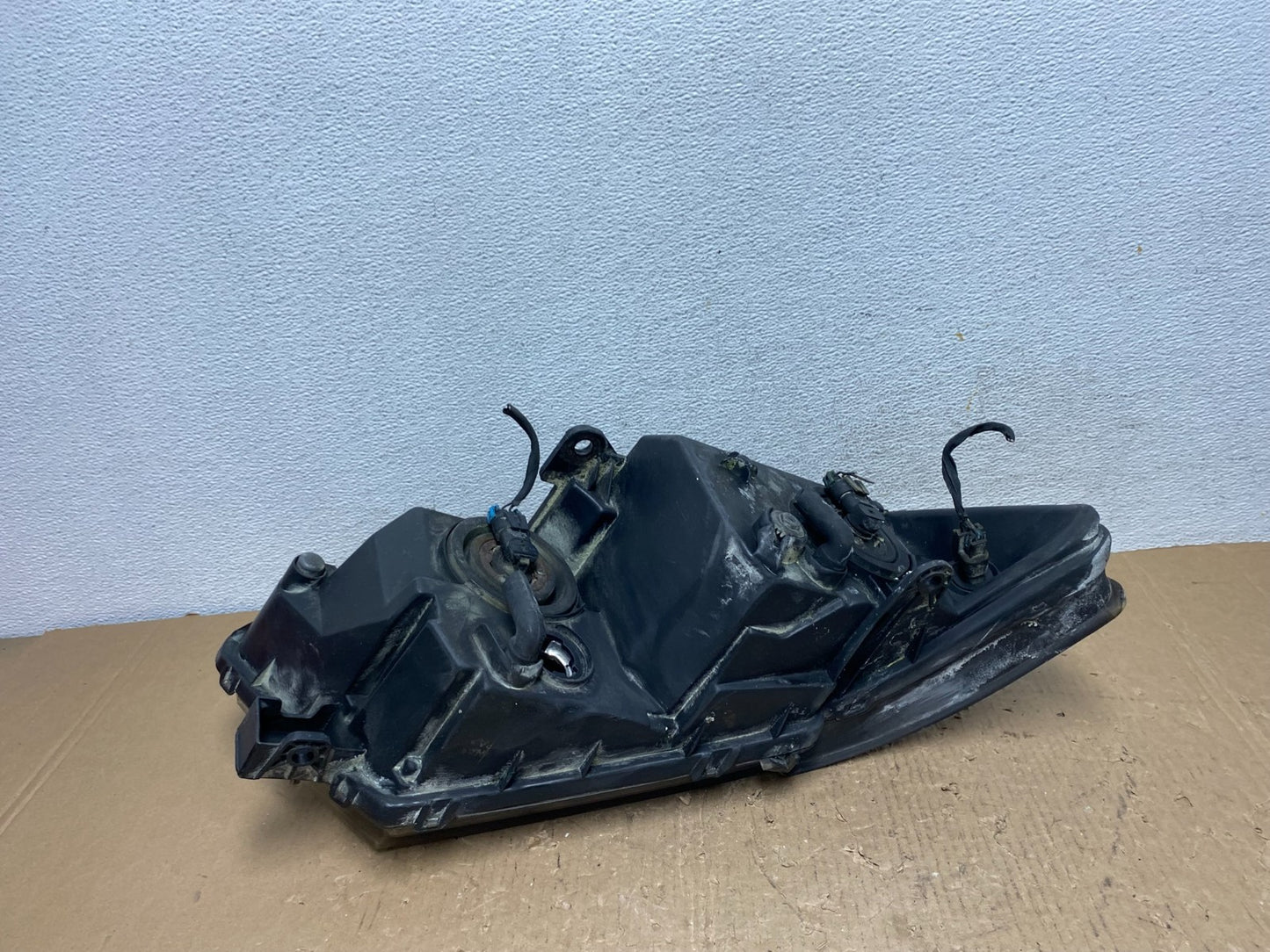 2009 to 2017 Dodge Journey Headlight Left Driver Lh Side Halogen AD8769 DW5