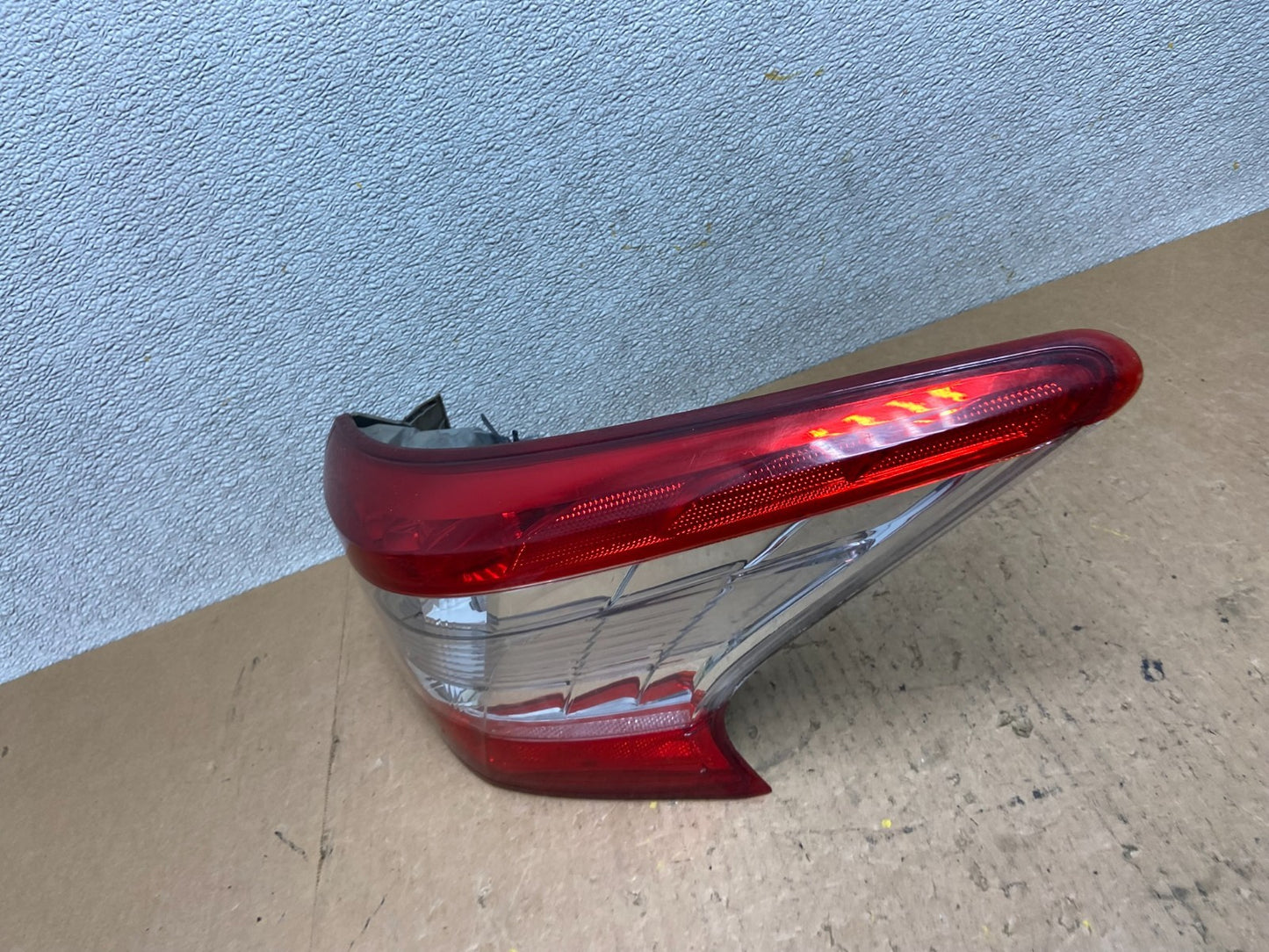 2013 2014 2015 Nissan Sentra Led Right Passenger Side Tail Light Z7845 DW1