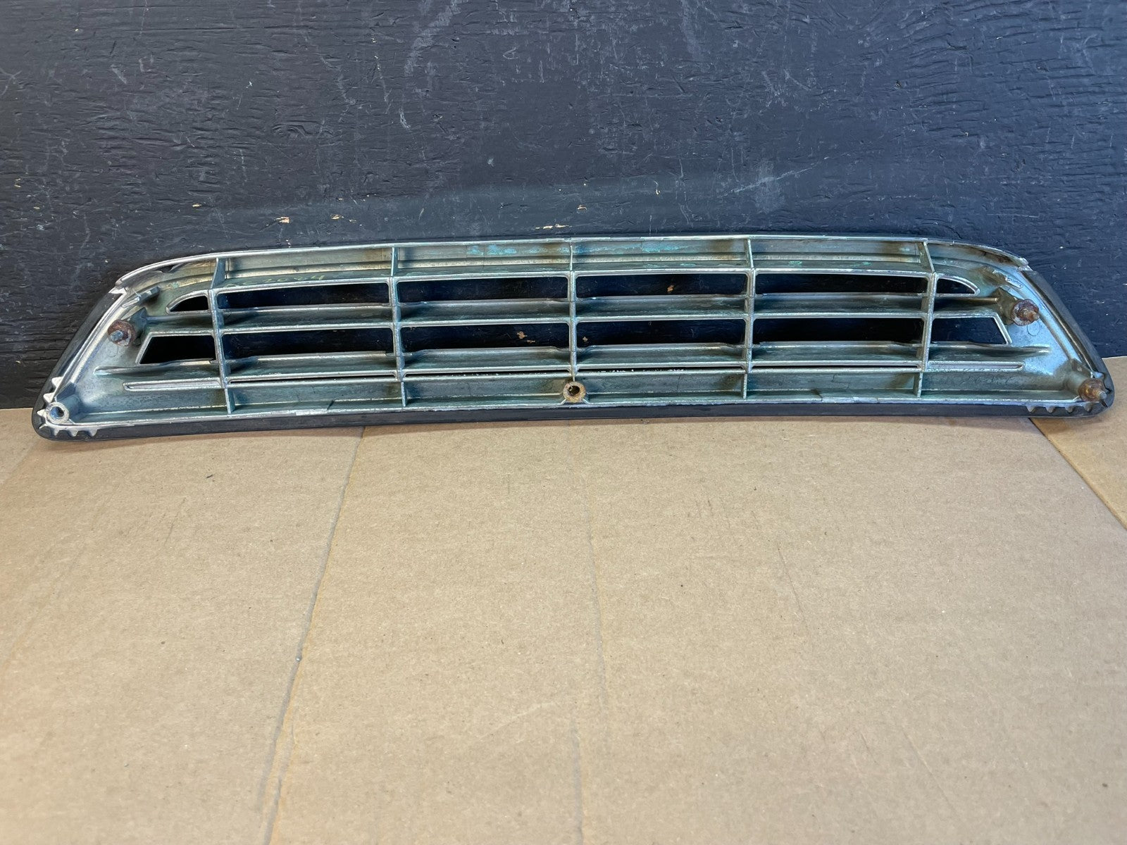 2000 to 2001 Lexus ES300 Front Grille Grill AC20843
