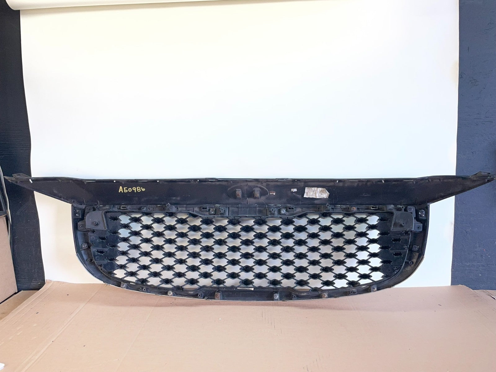 2015 to 2018 Kia Sedona Front Upper Grill Grille AG0986 DG3