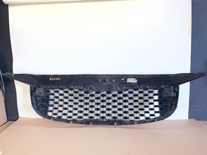 2015 to 2018 Kia Sedona Front Upper Grill Grille AG0986 DG3