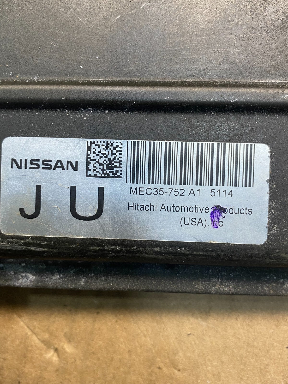 2005 Nissan Pathfinder Engine Control Module ECM MEC35-752 A1 AE6420 DW2