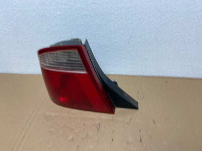2005 2006 2007 Ford Focus Sedan Left Driver Side Tail Light Oem AB6801 DW1